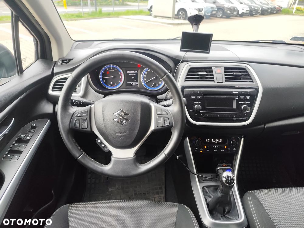 Suzuki SX4 1.6 Premium 4WD - 11