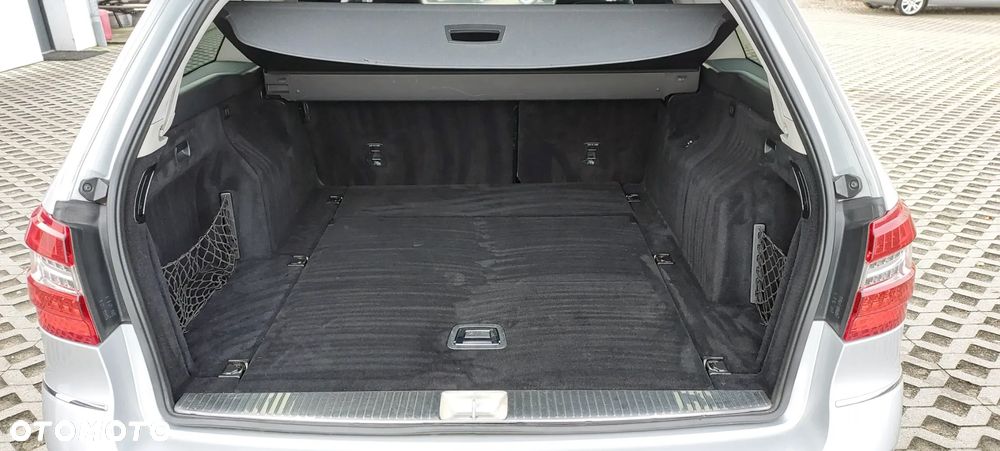 Mercedes-Benz Klasa E - 34