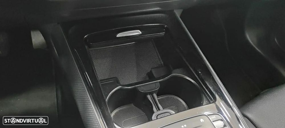 Mercedes-Benz B 180 d Progressive Aut. - 33