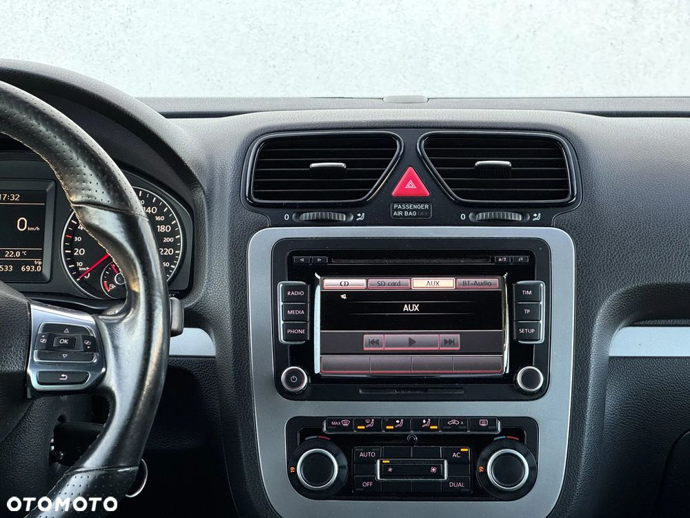Volkswagen Scirocco 2.0 TSI - 9