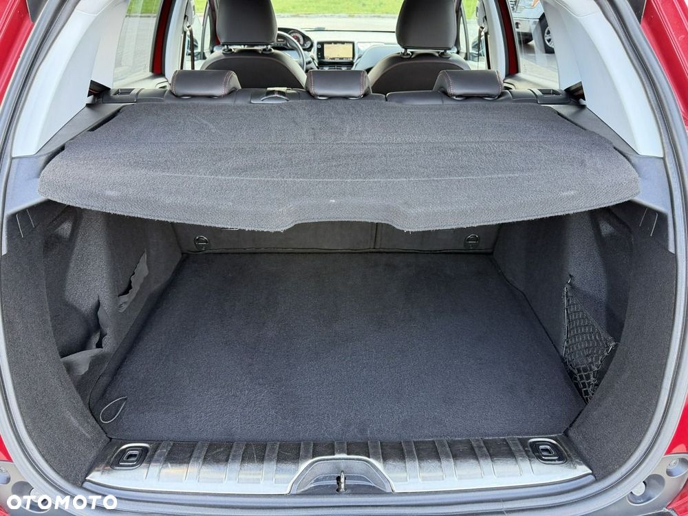 Peugeot 2008 - 40