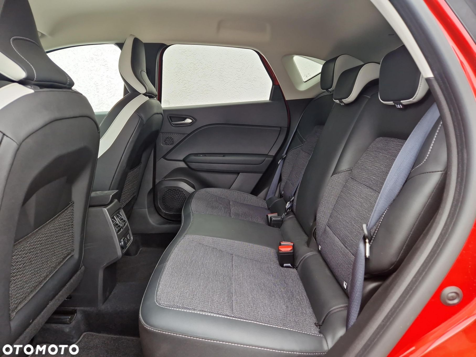 Renault Captur - 16