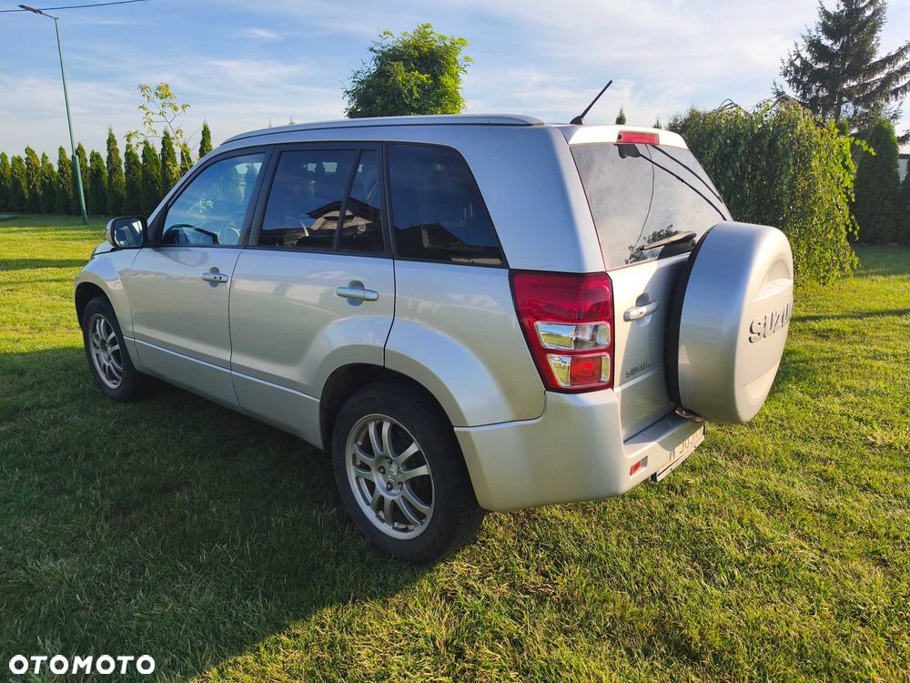 Suzuki Grand Vitara - 4