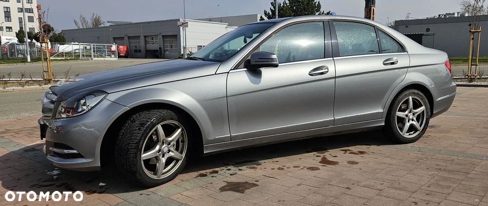 Mercedes-Benz Klasa C 180 - 16