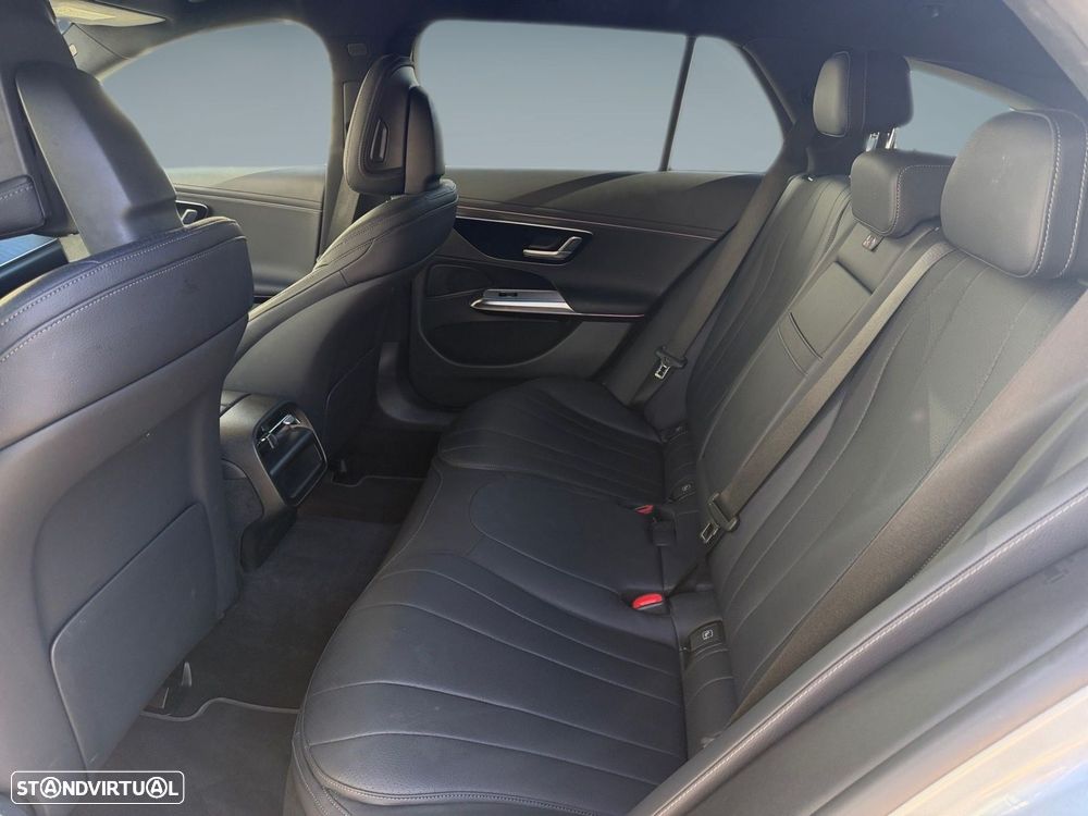 Mercedes-Benz E 300 - 12