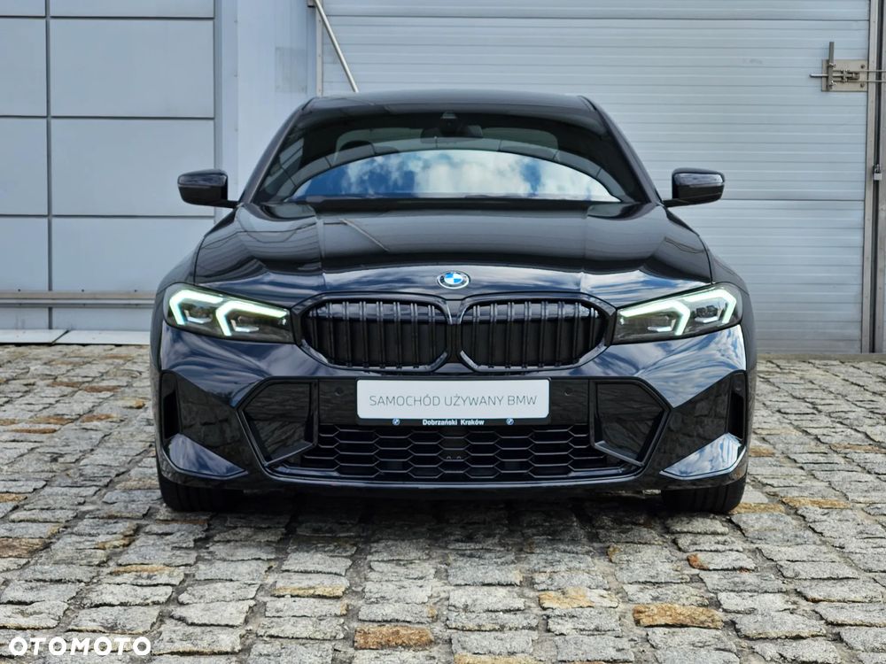 BMW Seria 3 330i xDrive M Sport sport - 26