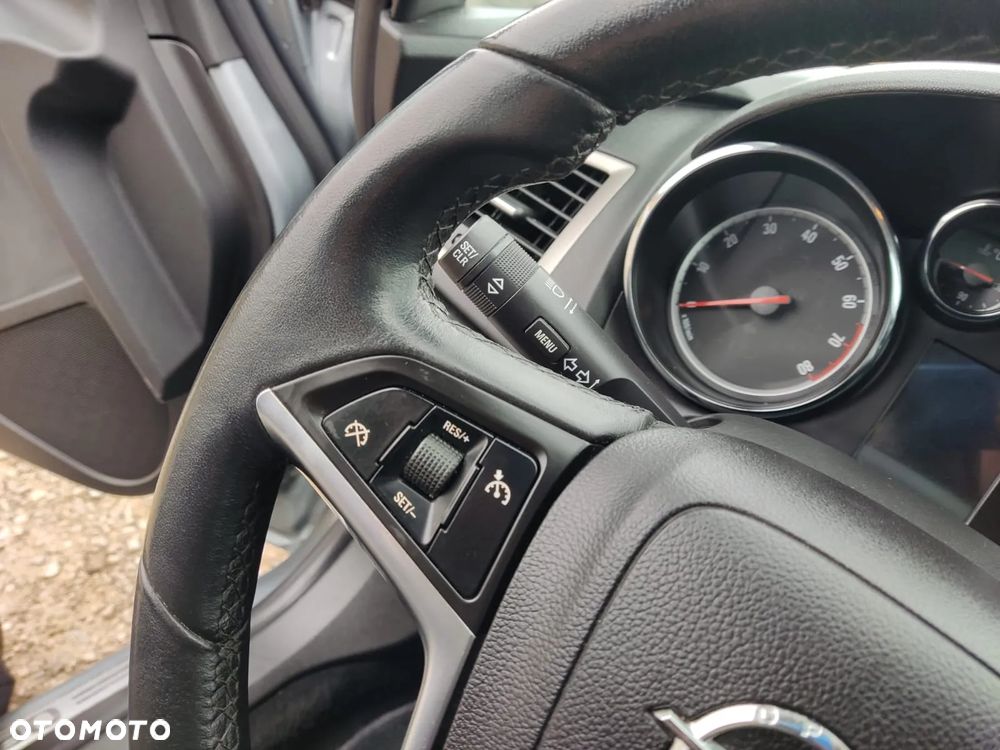 Opel Astra 1.4 Turbo Active - 12