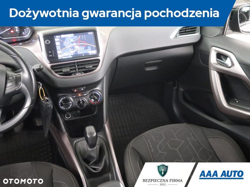 Peugeot 2008 - 10