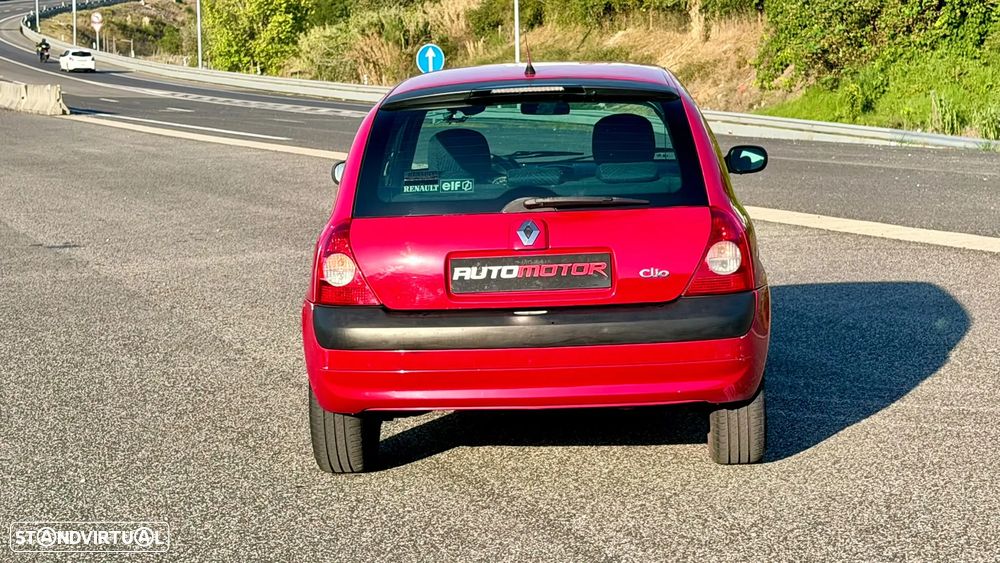 Renault Clio 2001 photo 4
