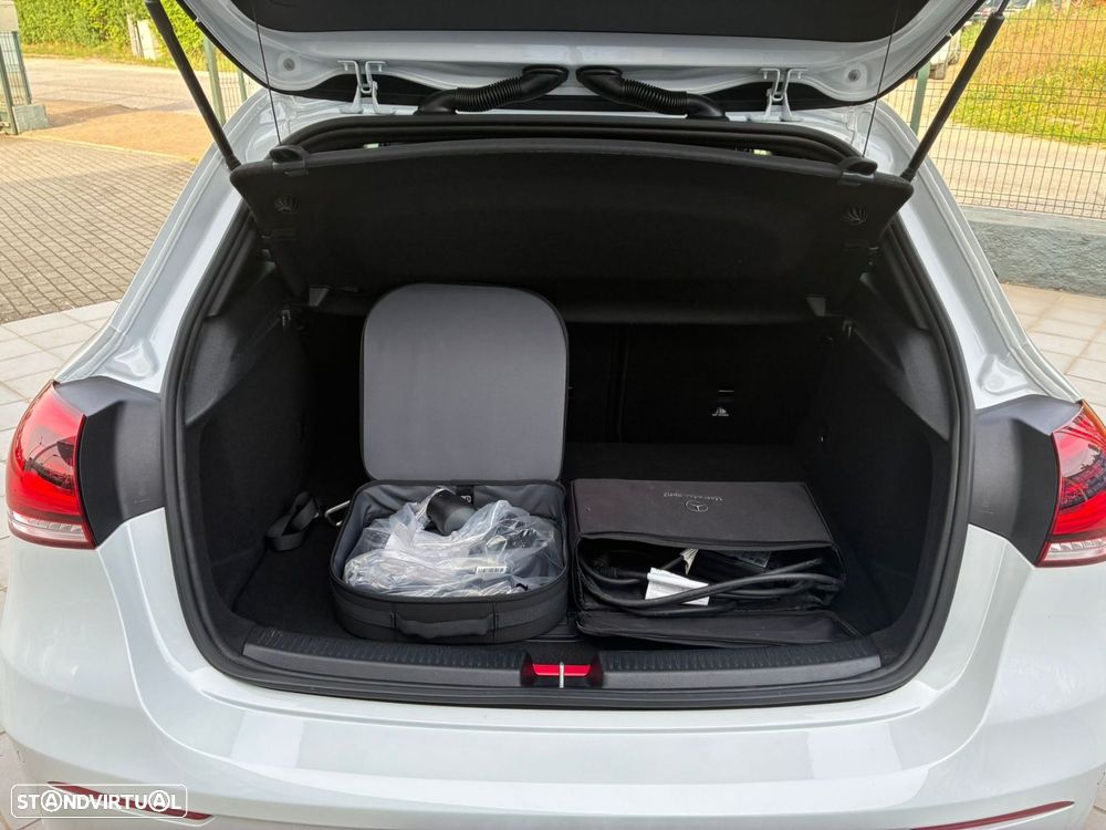 Mercedes-Benz A 250 - 32