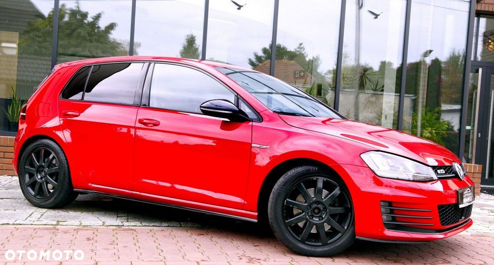 Volkswagen Golf - 7