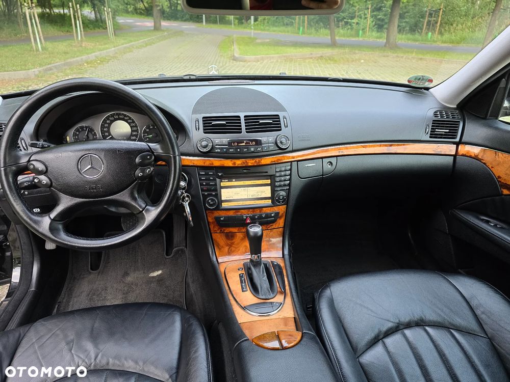 Mercedes-Benz Klasa E 280 4-Matic Elegance - 11