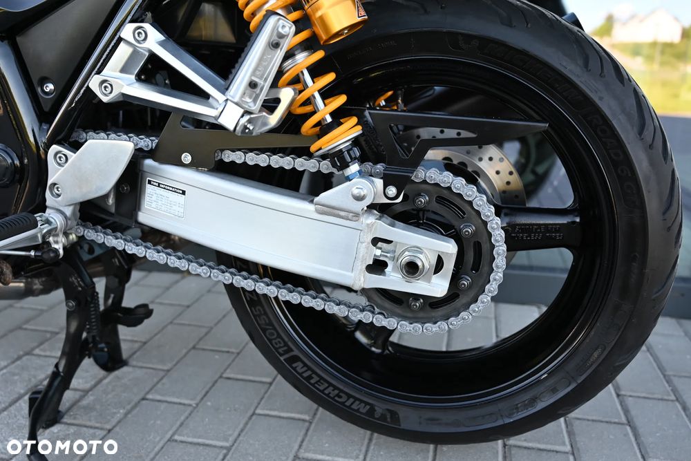 Yamaha XJR - 35