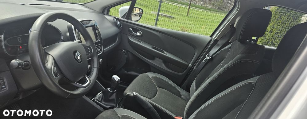 Renault Clio - 16