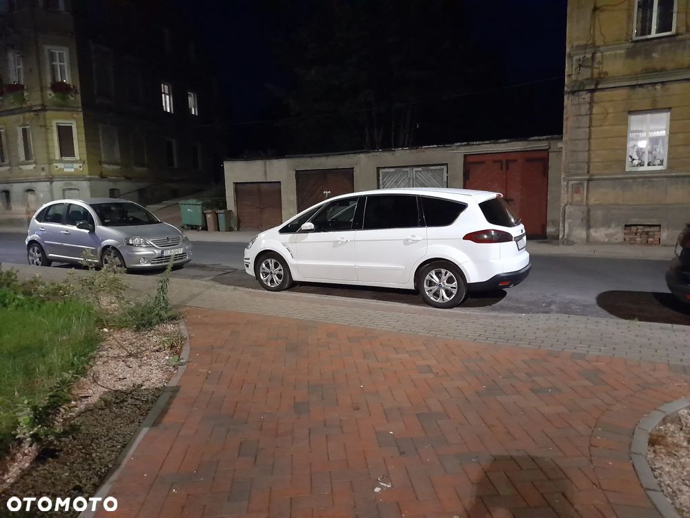Ford S-Max 2.0 TDCi DPF Titanium - 9