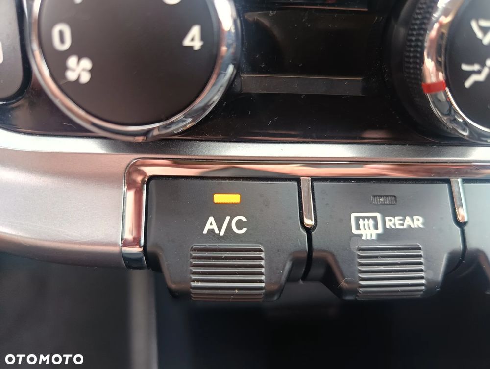 Kia Rio 1.2 Attract - 22
