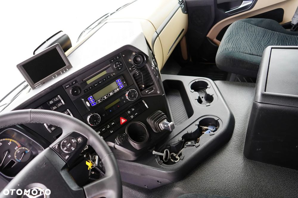 Mercedes-Benz ACTROS / 2540 / ACC / E 6 / CHŁODNIA + WINDA / 20 PALET / OŚ SKRĘTNA - 9