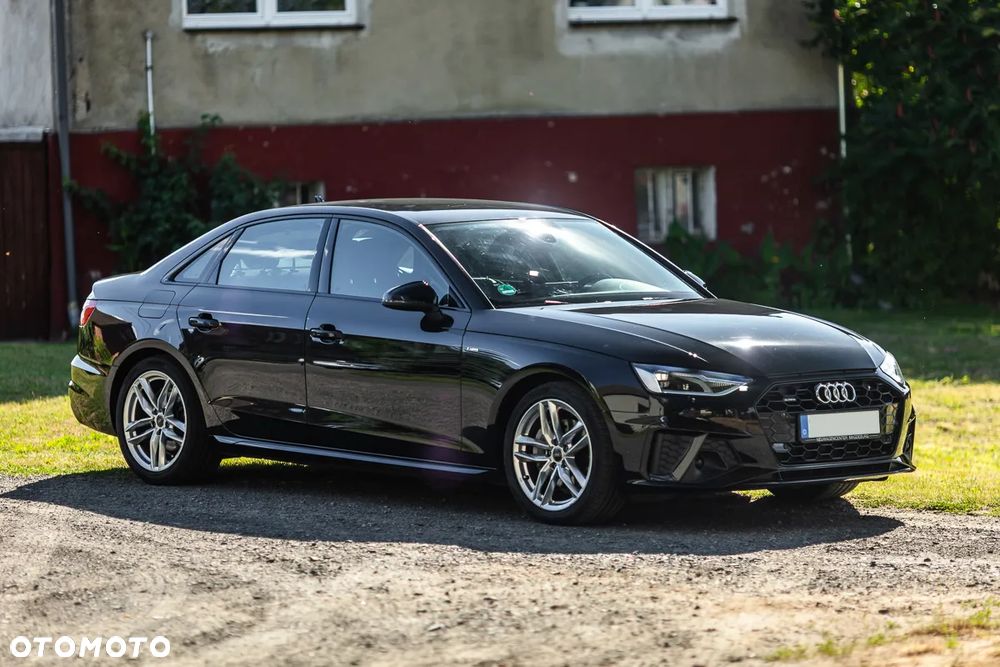 Audi A4 Limousine 40 TDI quattro S tronic S line - 1