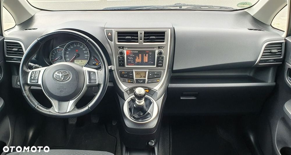 Toyota Verso S - 12
