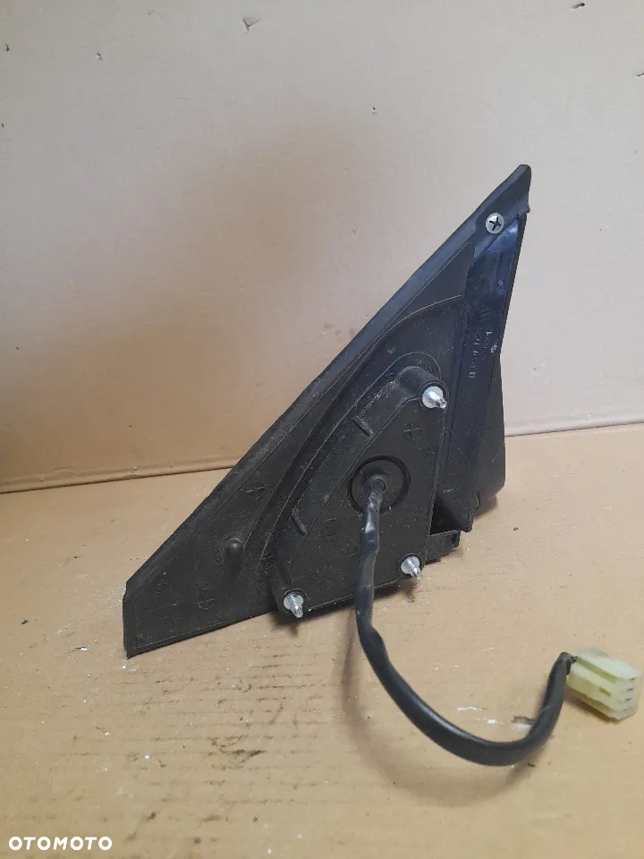 # LUSTERKO PRAWE 5 PIN SUZUKI SWIFT VI ZCG NIEBIESKI - 4