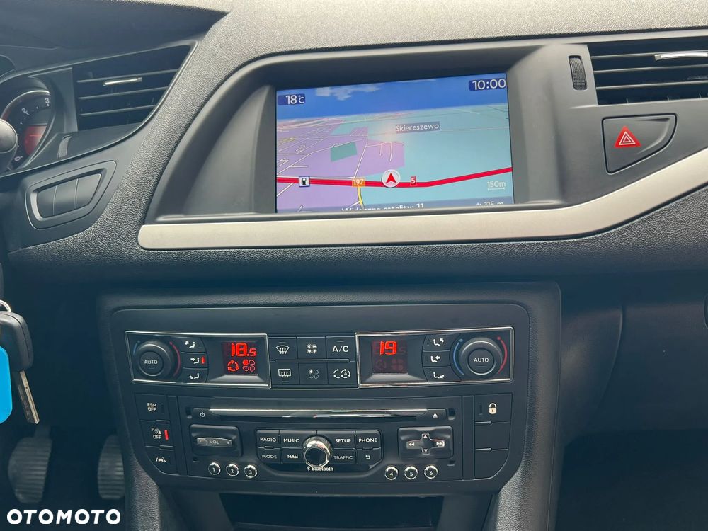 Citroën C5 2.0 HDi Dynamique Equilibre Navi - 19