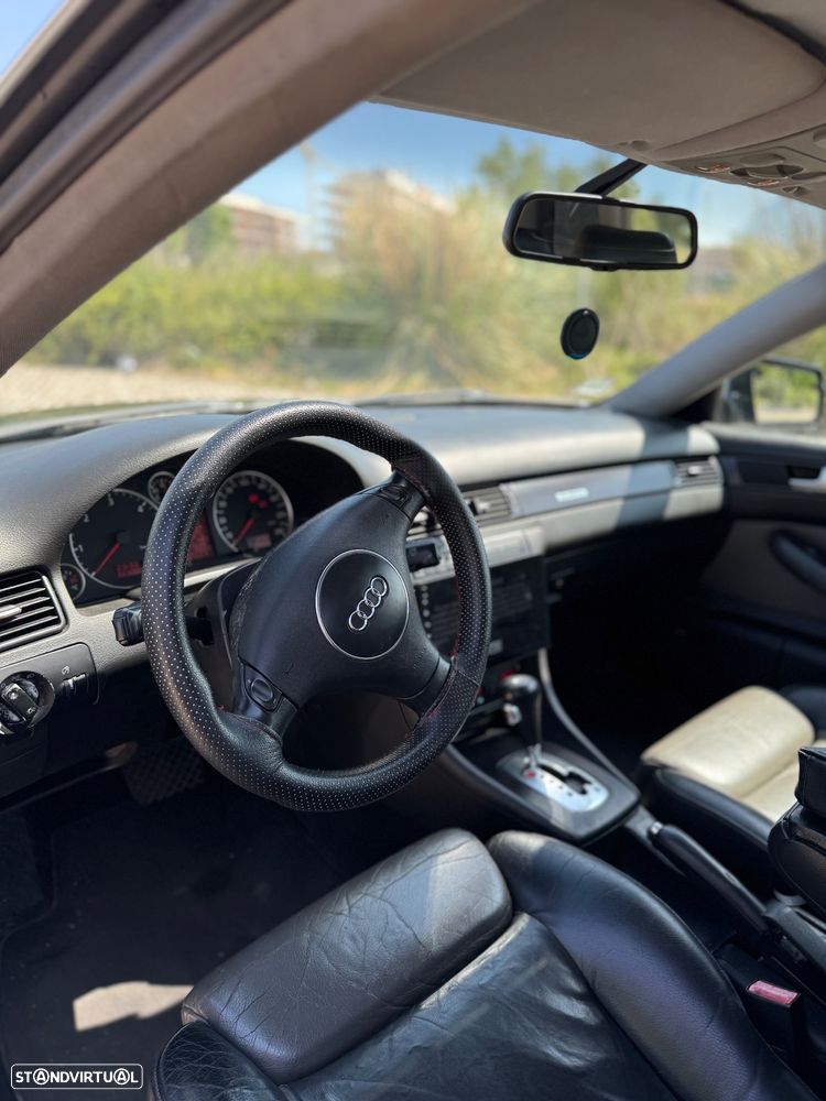 Audi A4 Allroad - 11