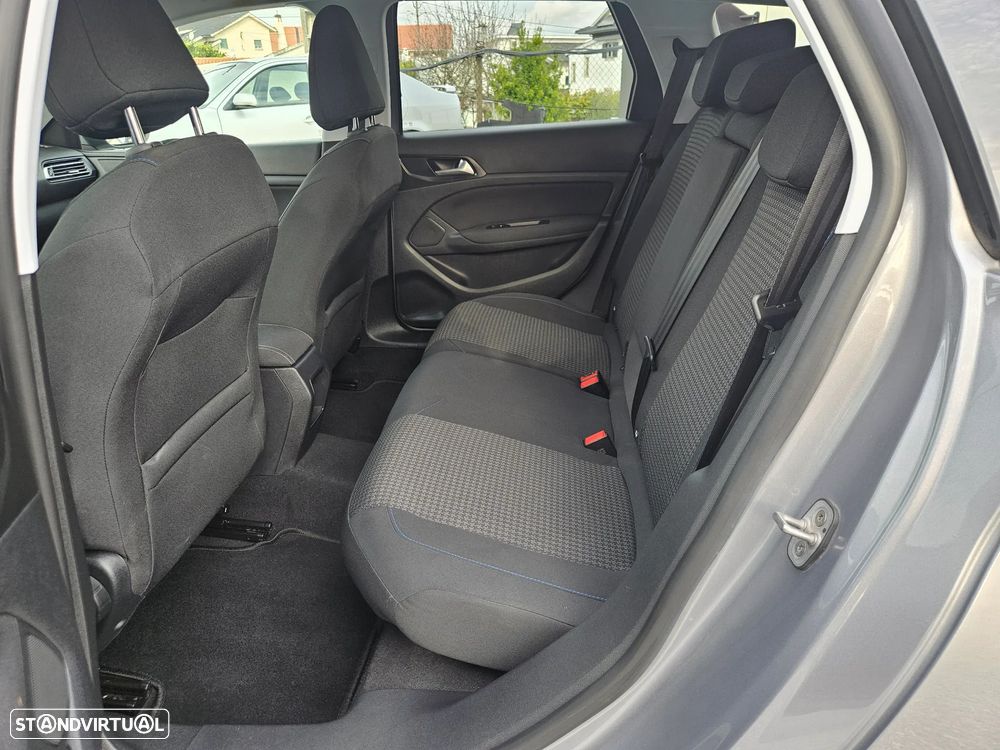 Peugeot 308 SW 1.5 BlueHDi Style - 17