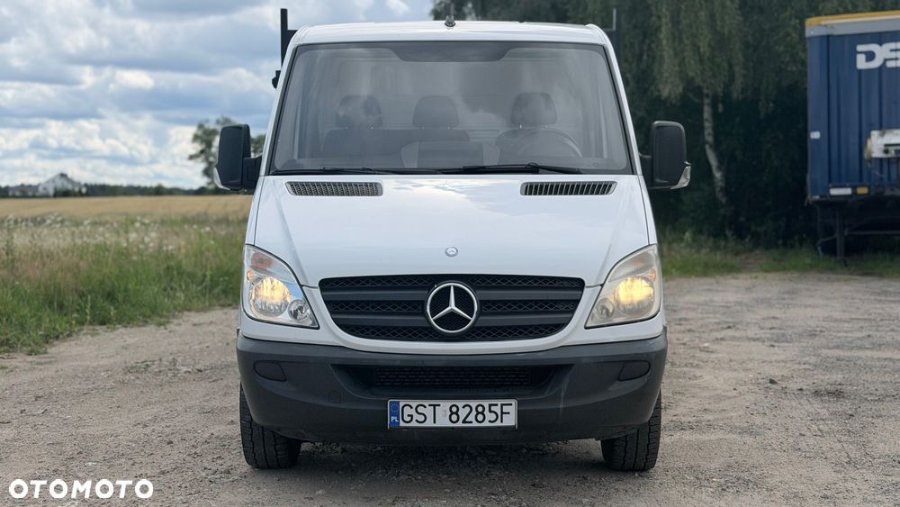 Mercedes-Benz Sprinter - 2