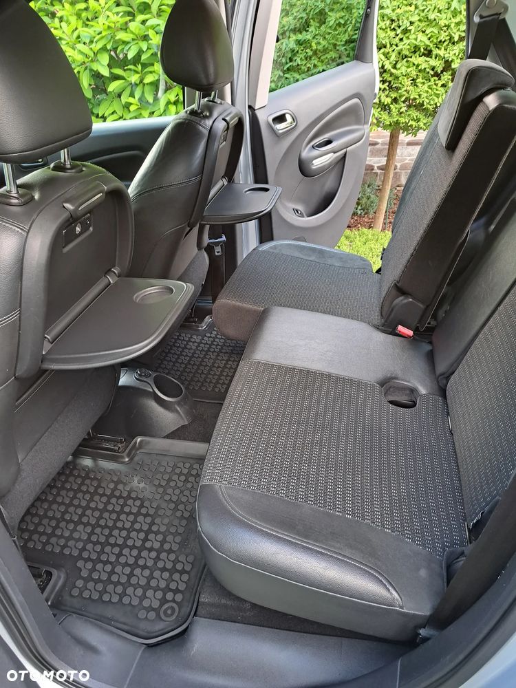 Citroën C3 Picasso 1.6i Exclusive - 21