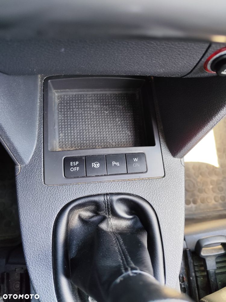 Volkswagen Touran - 11