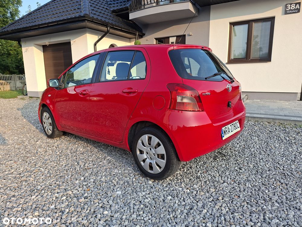 Toyota Yaris - 3