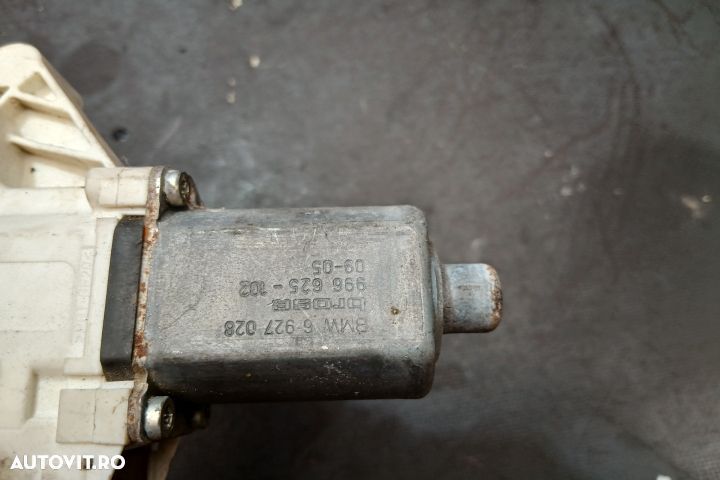 Motoras macara geam fata dreapta 6927028 0130822227 6927028 013082222 - 3