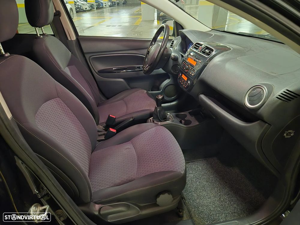 Mitsubishi Space Star 1.2 Intense - 33