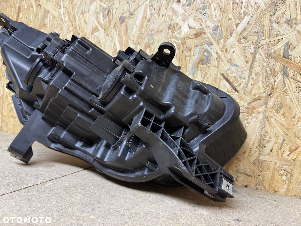 LAMPA LEWA PRZÓD RENAULT SCENIC IV SOCZEWKA 260607230R - 8
