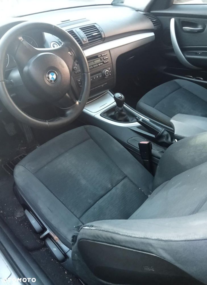BMW Seria 1 118d DPF - 15