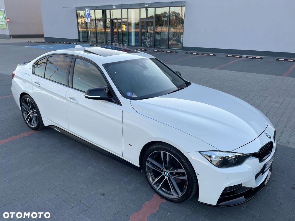 BMW Seria 3 330e iPerformance M Sport Shadow - 10