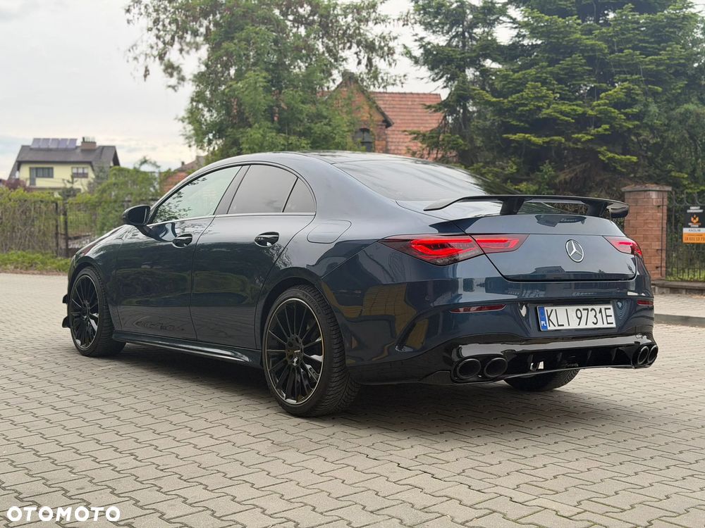 Mercedes-Benz CLA 250 4Matic 7G-DCT AMG Line - 11