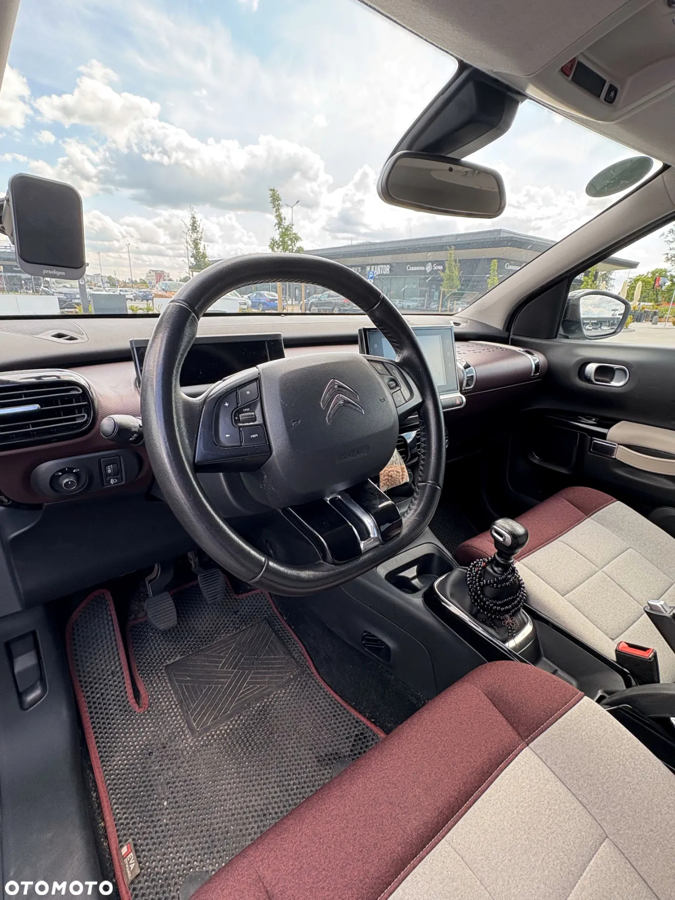 Citroën C4 Cactus 1.2 PureTech Shine S&S - 6