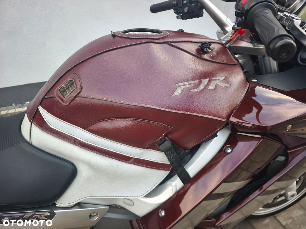 Yamaha FJR - 28