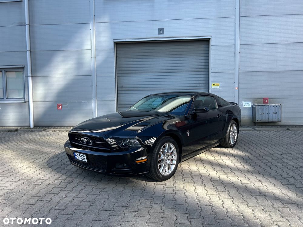 Ford Mustang - 1