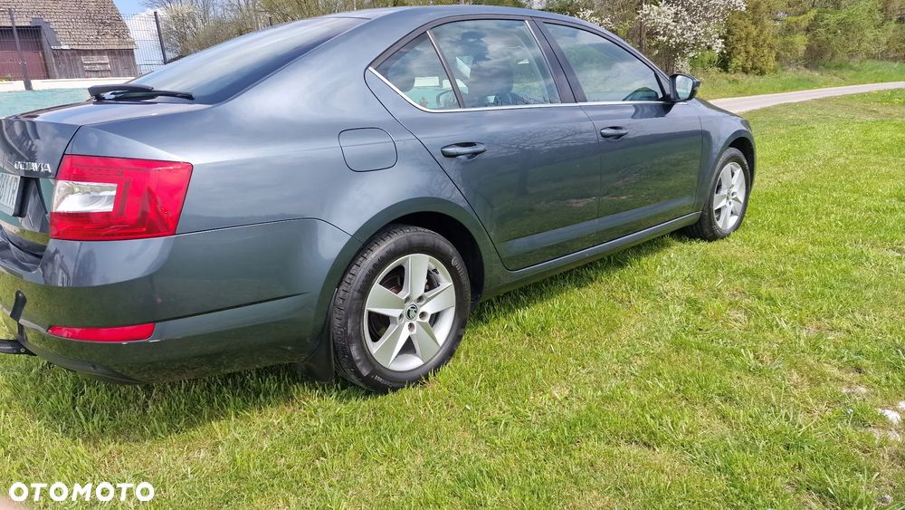 Skoda Octavia 1.4 TSI Ambition - 4