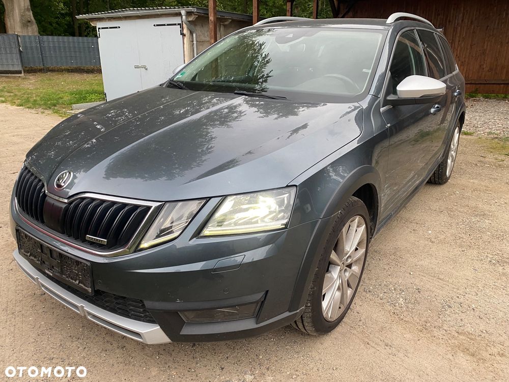 Skoda Octavia 2.0 TDI 4x4 DSG Scout - 1