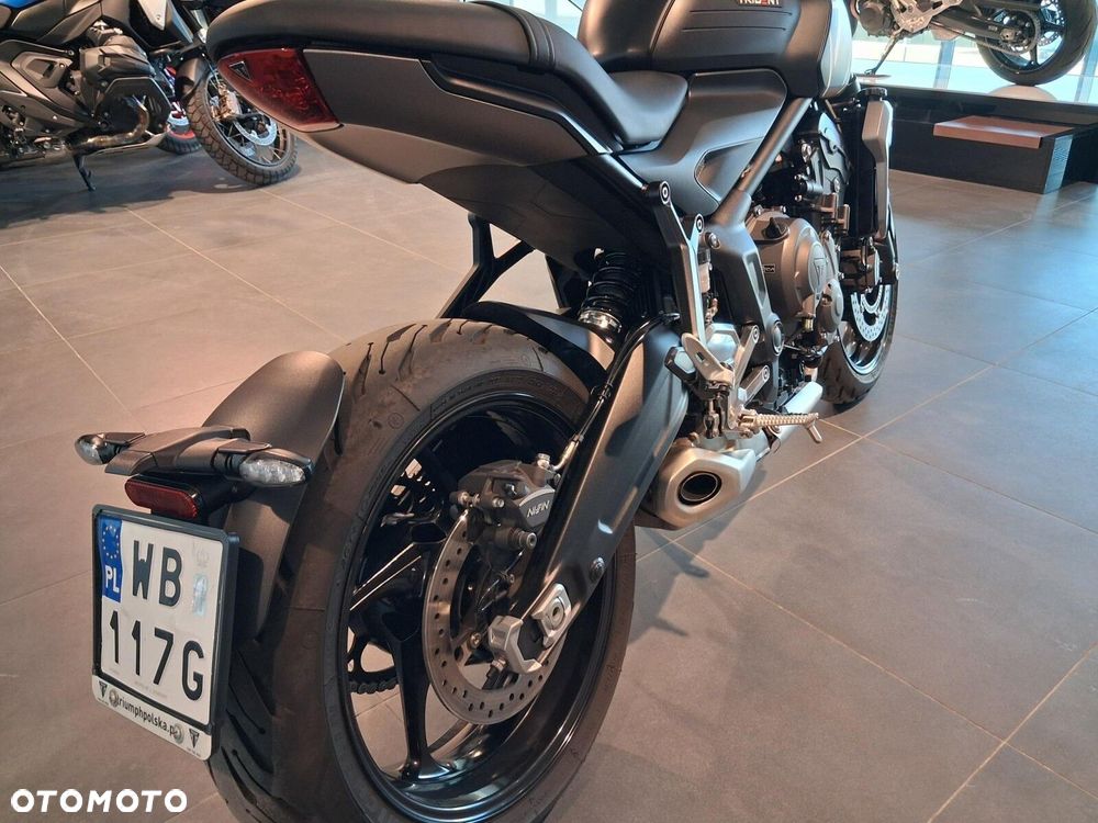 Triumph Trident - 14