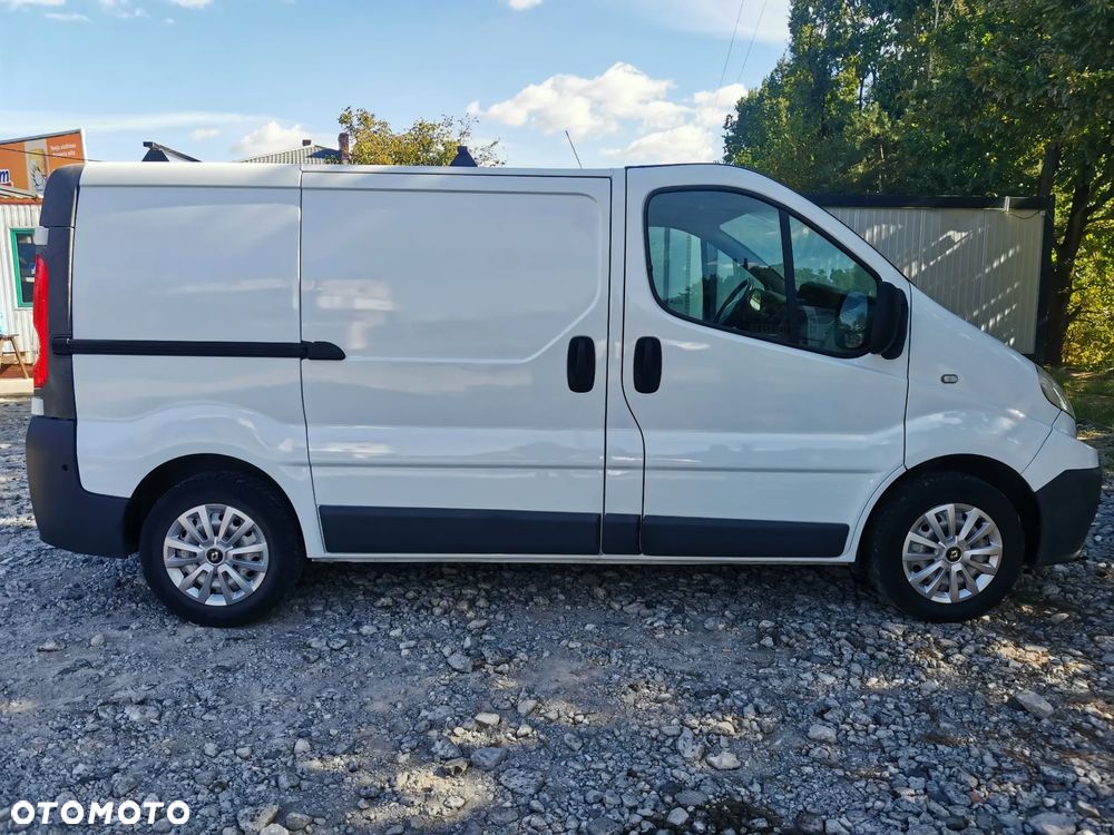 Renault Trafic - 9