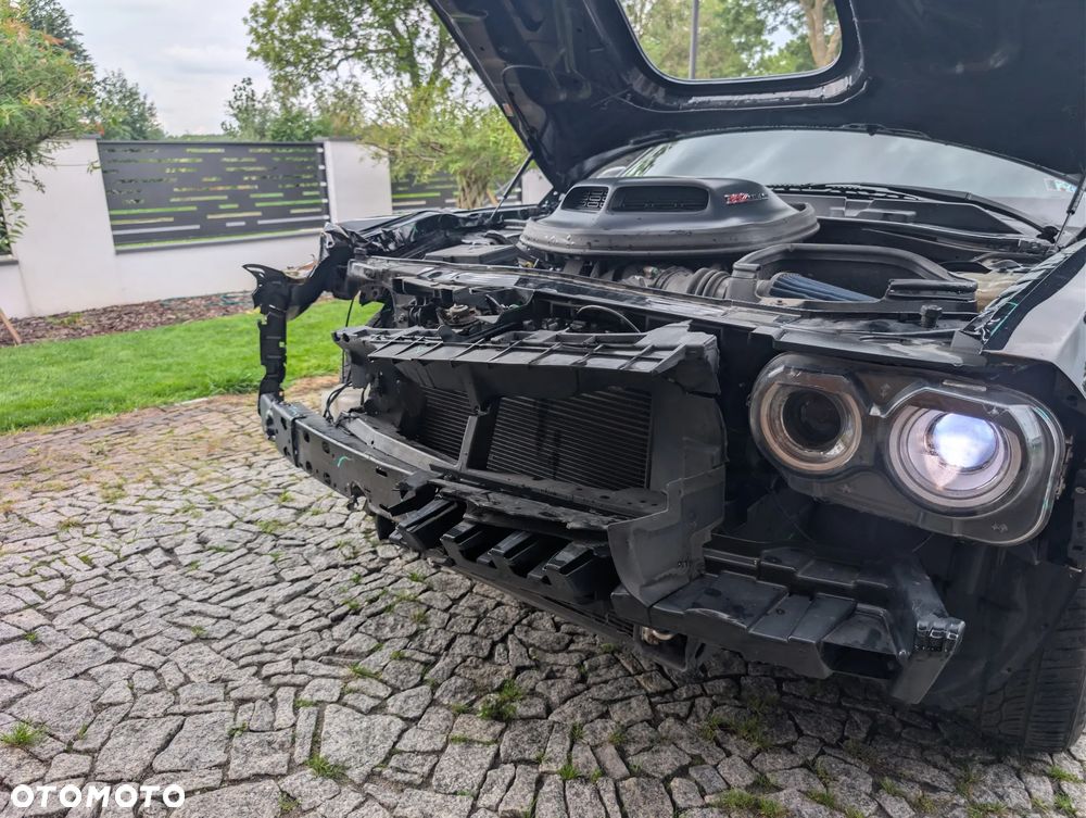 Dodge Challenger - 9