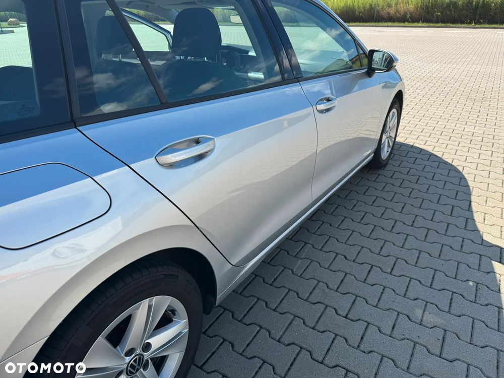 Volkswagen Golf - 25
