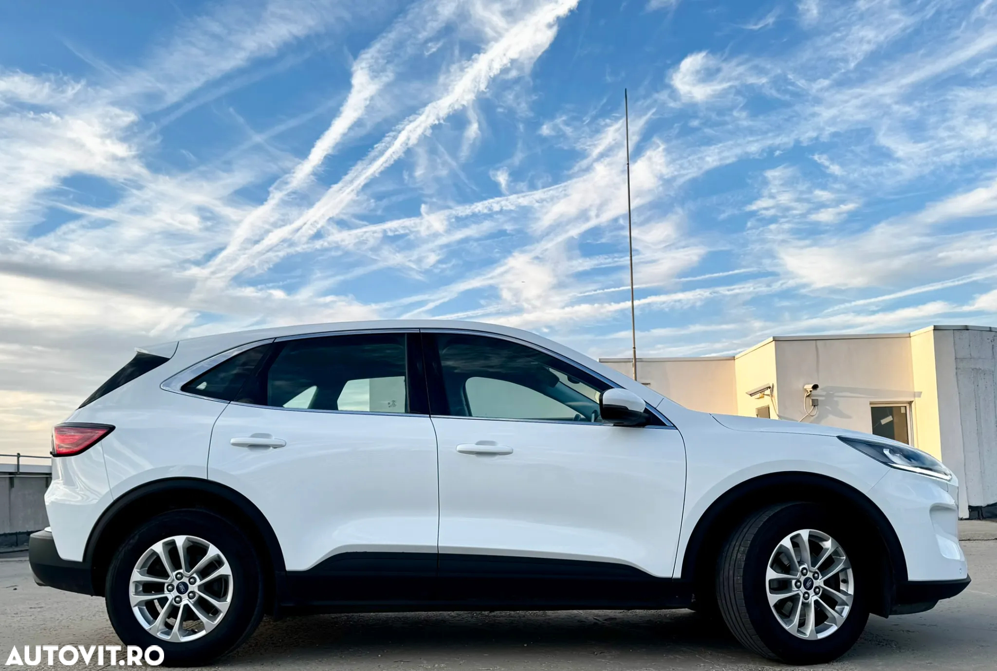 Ford Kuga 1.5 EcoBlue A8 FWD Titanium - 7