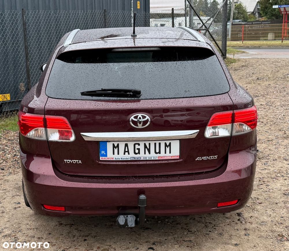 Toyota Avensis - 30