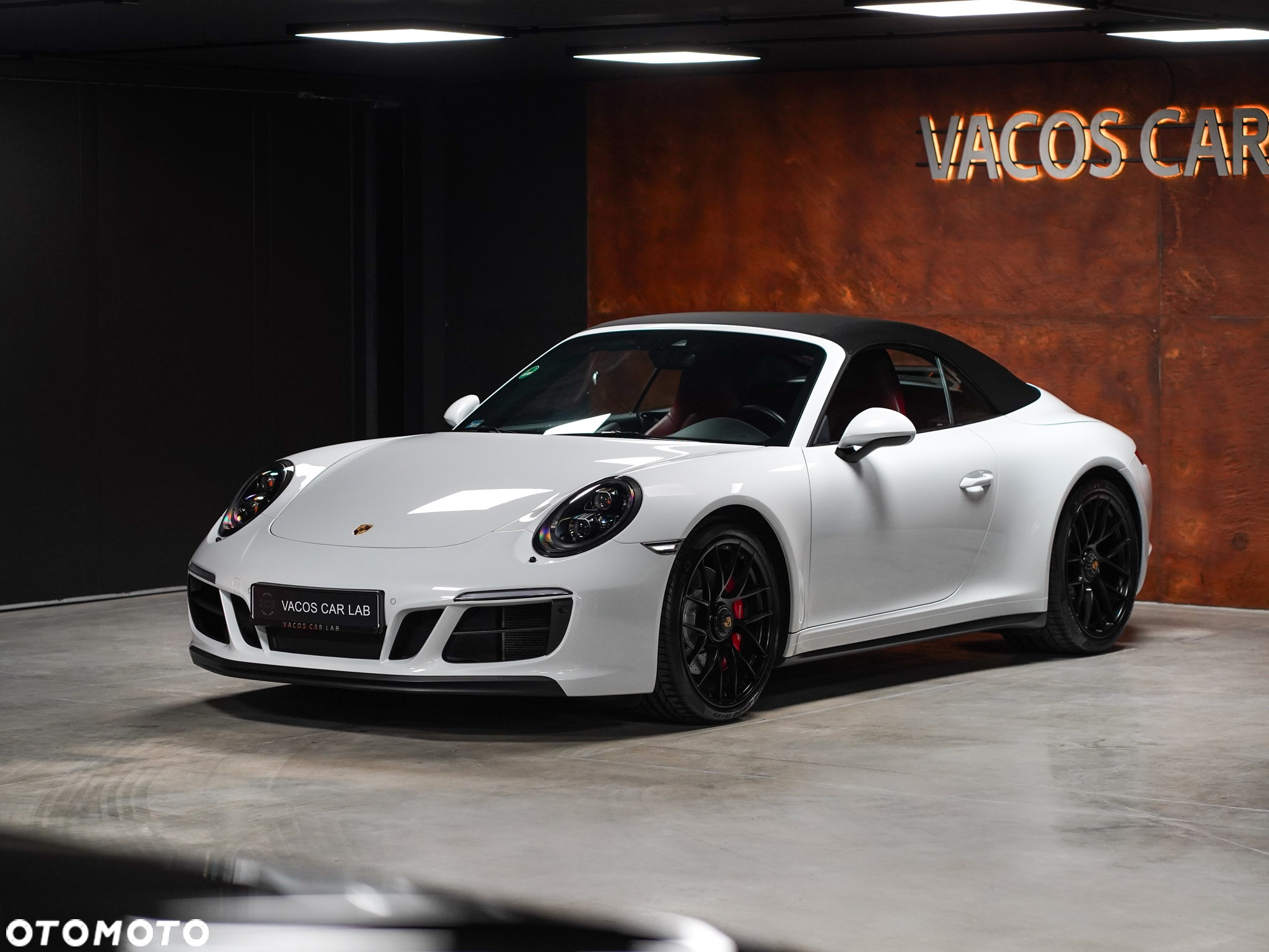 Porsche 911 Carrera 4 GTS PDK Cabrio - 10