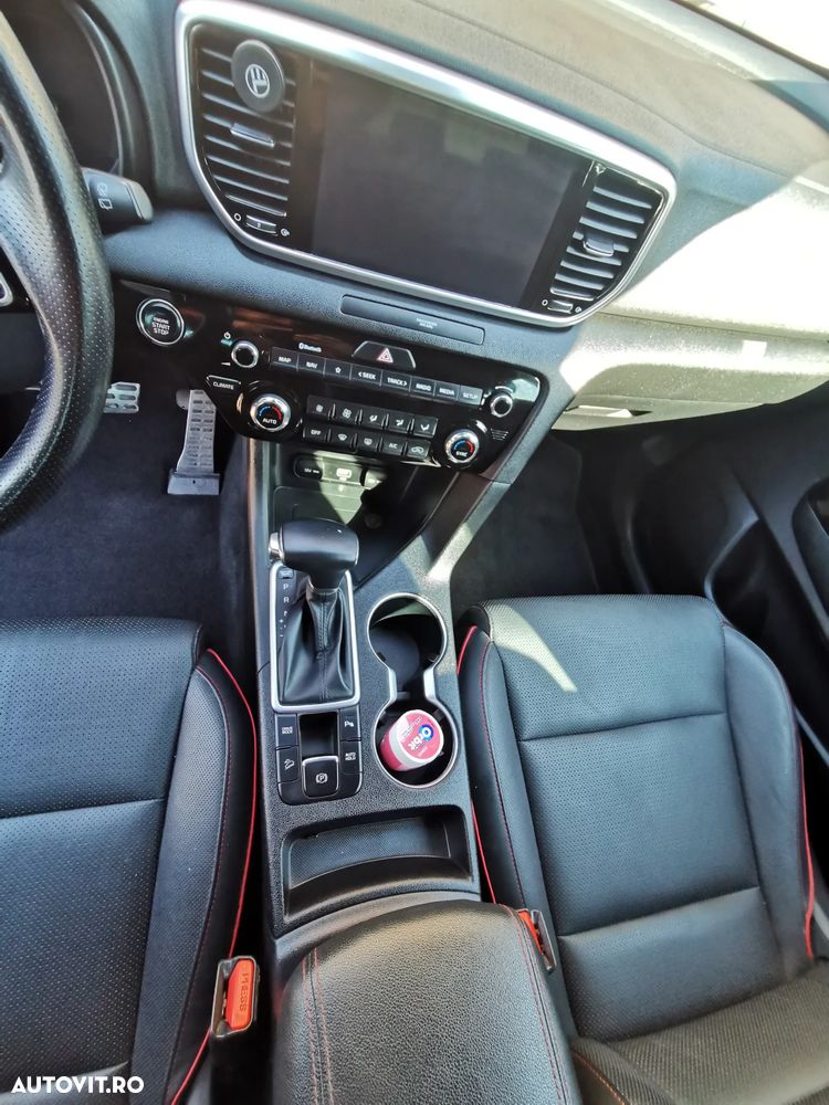 Kia Sportage - 16